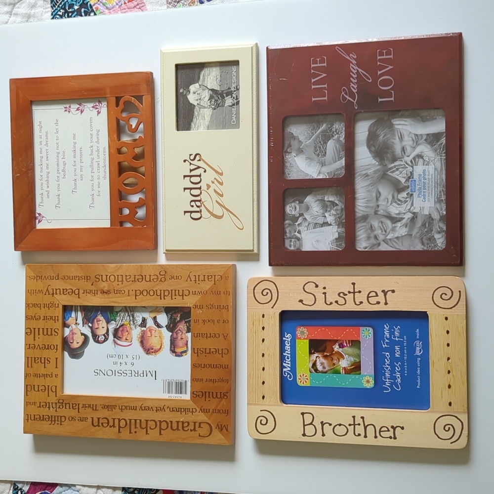 Family Frames 5 Mom  Daddy’s Girl Grandchildren  Sister Brother  Live Love Laugh